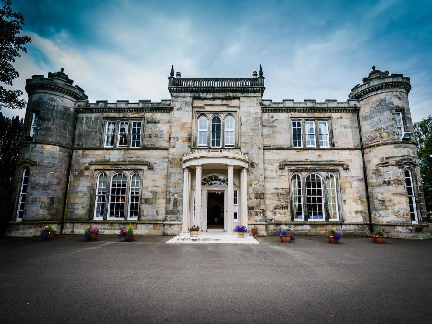 Kincaid House Hotel Milton of Campsie Exterior photo
